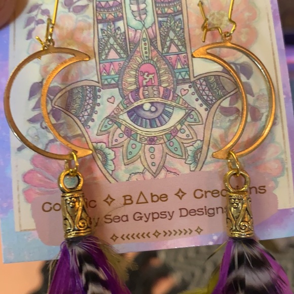 Beautiful Brass moon feather Earrings ๐๐ || boho || lovely || purple - Picture 7 of 9